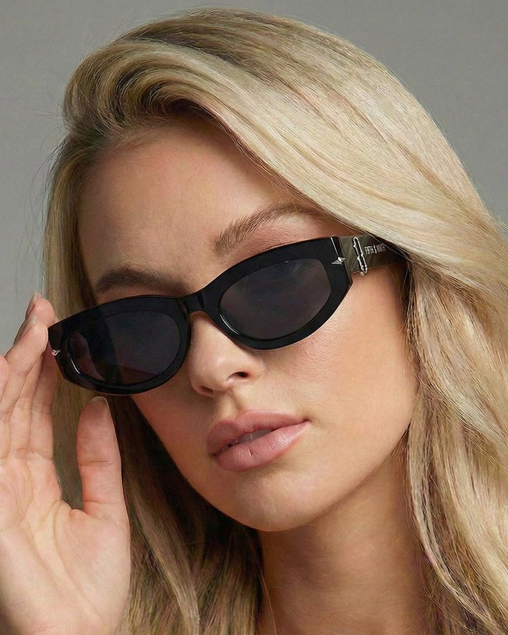 Alexa - Rayzo Store